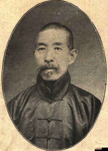 《神功提升指南：如何成为武学大师？》