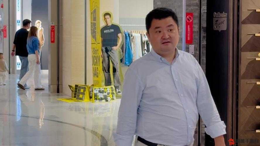 胖熊叔回酒店与小熊的交流
